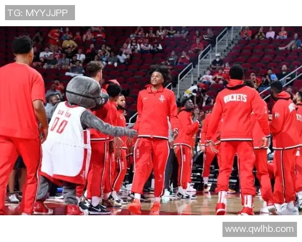 新一代空砍达人卡梅隆托马斯高效砍下33分9助攻仍难救主 新一代空砍达人卡梅隆托马斯高效砍下33分9助攻仍难救主